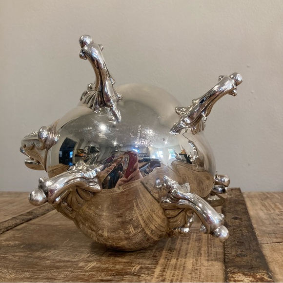 Vintage 1957 Reed & Barton Silver Plated Coffee Tea Pot #1795 Winthrop Pumpkin - Picture 6 of 15